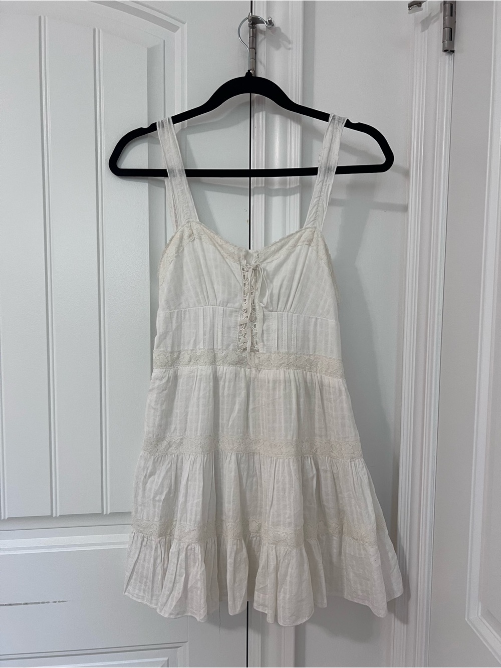 LIZ LISA Cream White Tiered Lace Sundress
